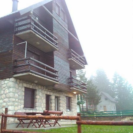 Apartments Sara Жабляк Экстерьер фото