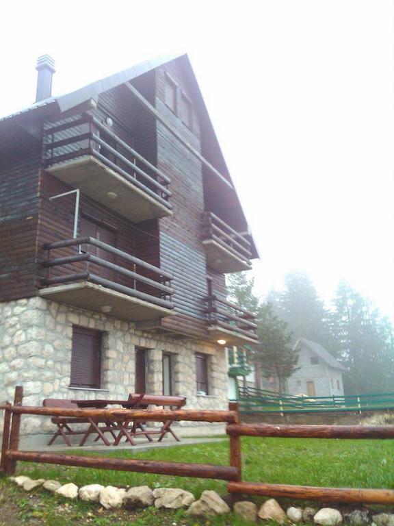 Apartments Sara Жабляк Экстерьер фото